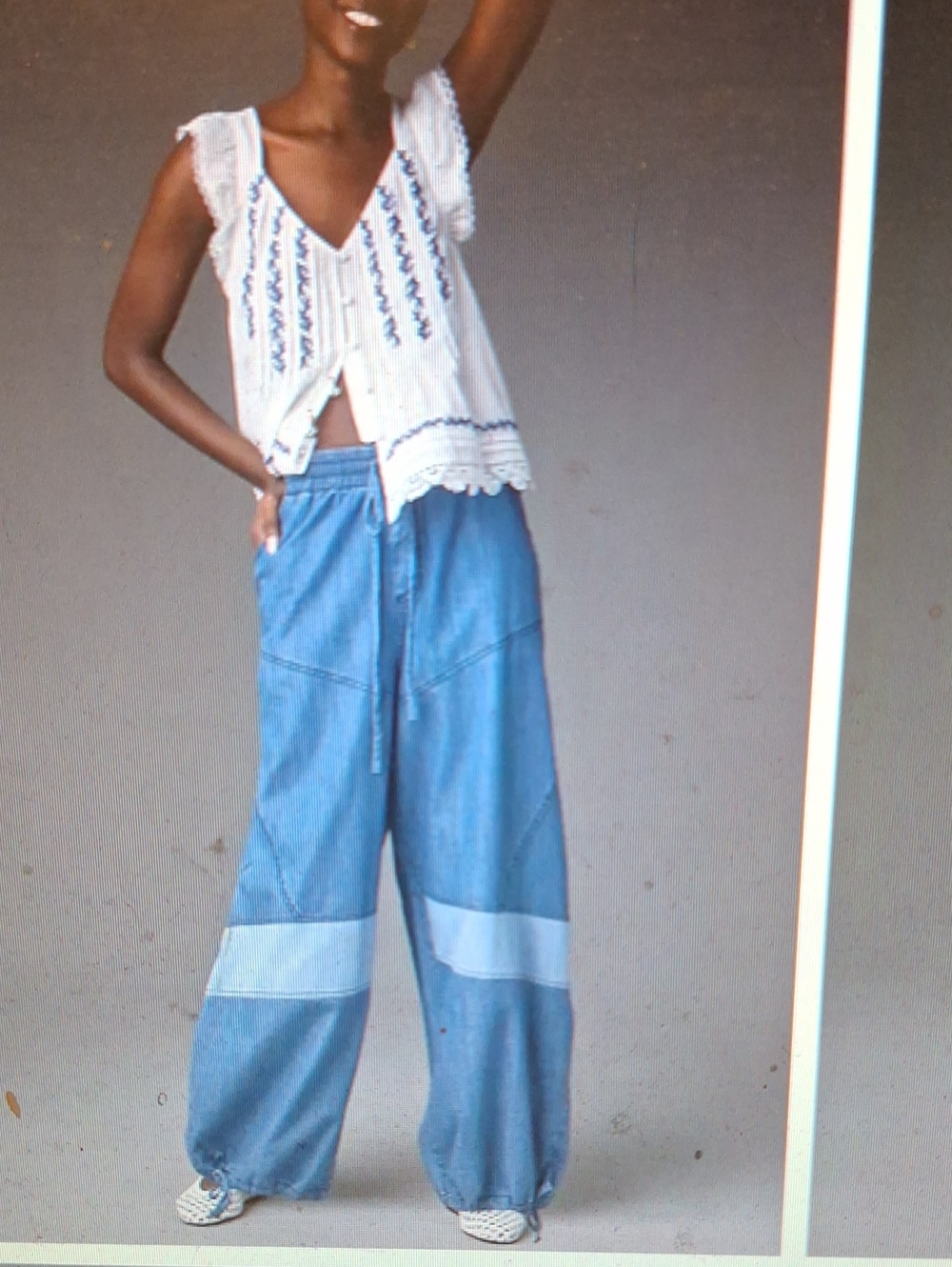 Pilcro Anthropologie  High Rise Pieced Pull-on Jogger Jeans Ladies XL RARE Comfy